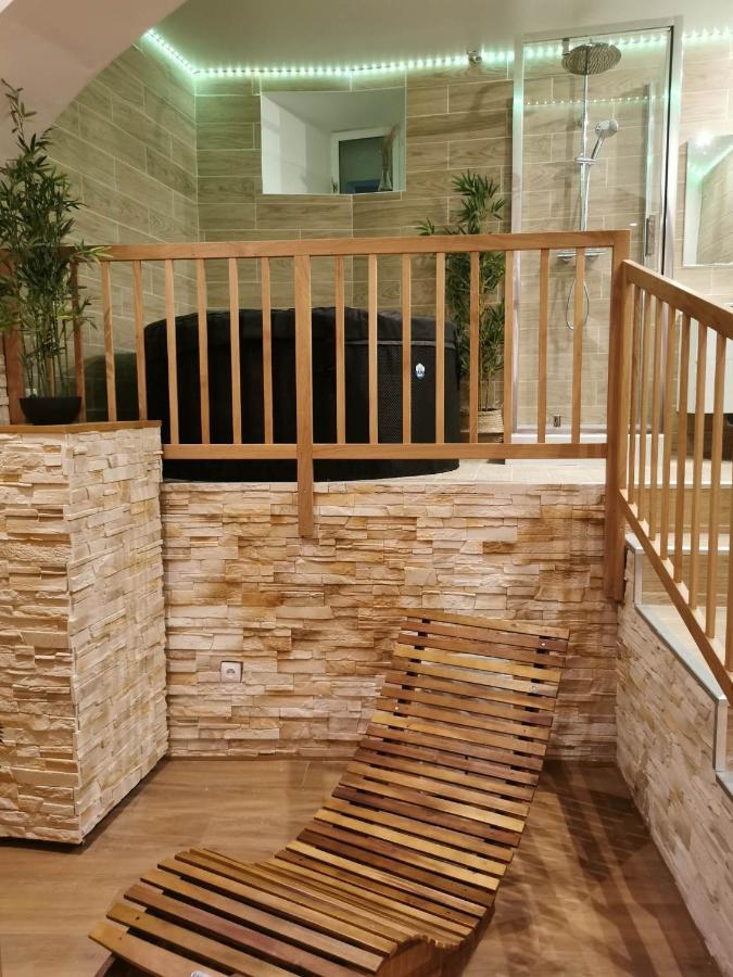 Le Spa De La Cathedrale - Jacuzzi - Sauna - Champagne - Netflix - Wifi Τρουά Εξωτερικό φωτογραφία