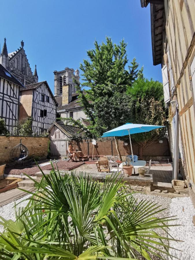 Le Spa De La Cathedrale - Jacuzzi - Sauna - Champagne - Netflix - Wifi Τρουά Εξωτερικό φωτογραφία