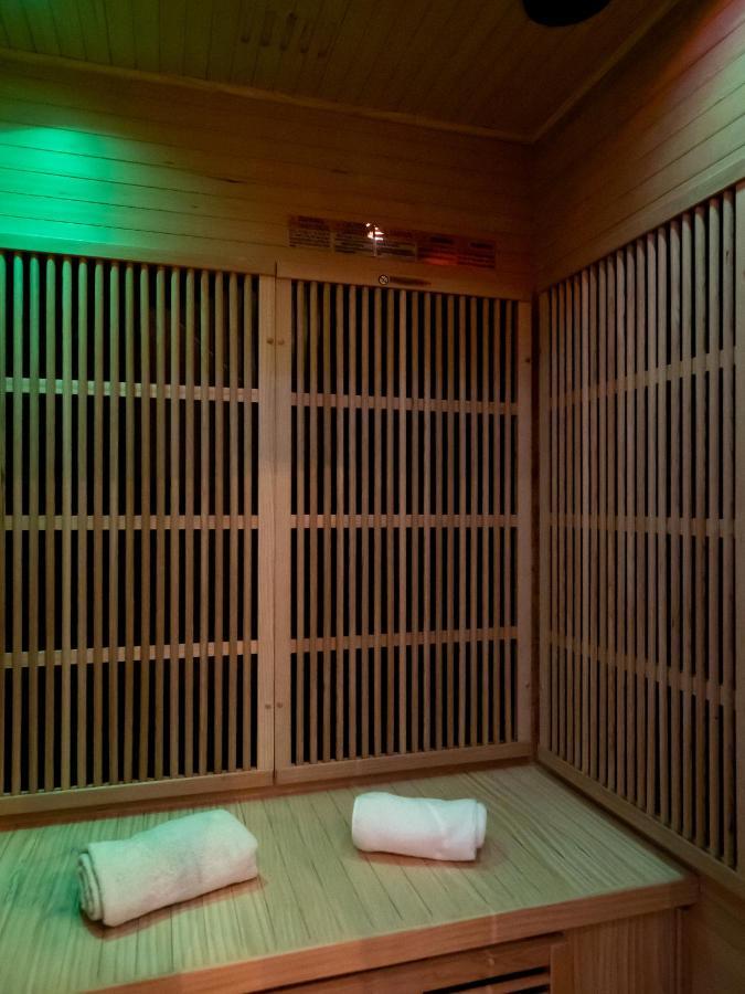 Le Spa De La Cathedrale - Jacuzzi - Sauna - Champagne - Netflix - Wifi Τρουά Εξωτερικό φωτογραφία